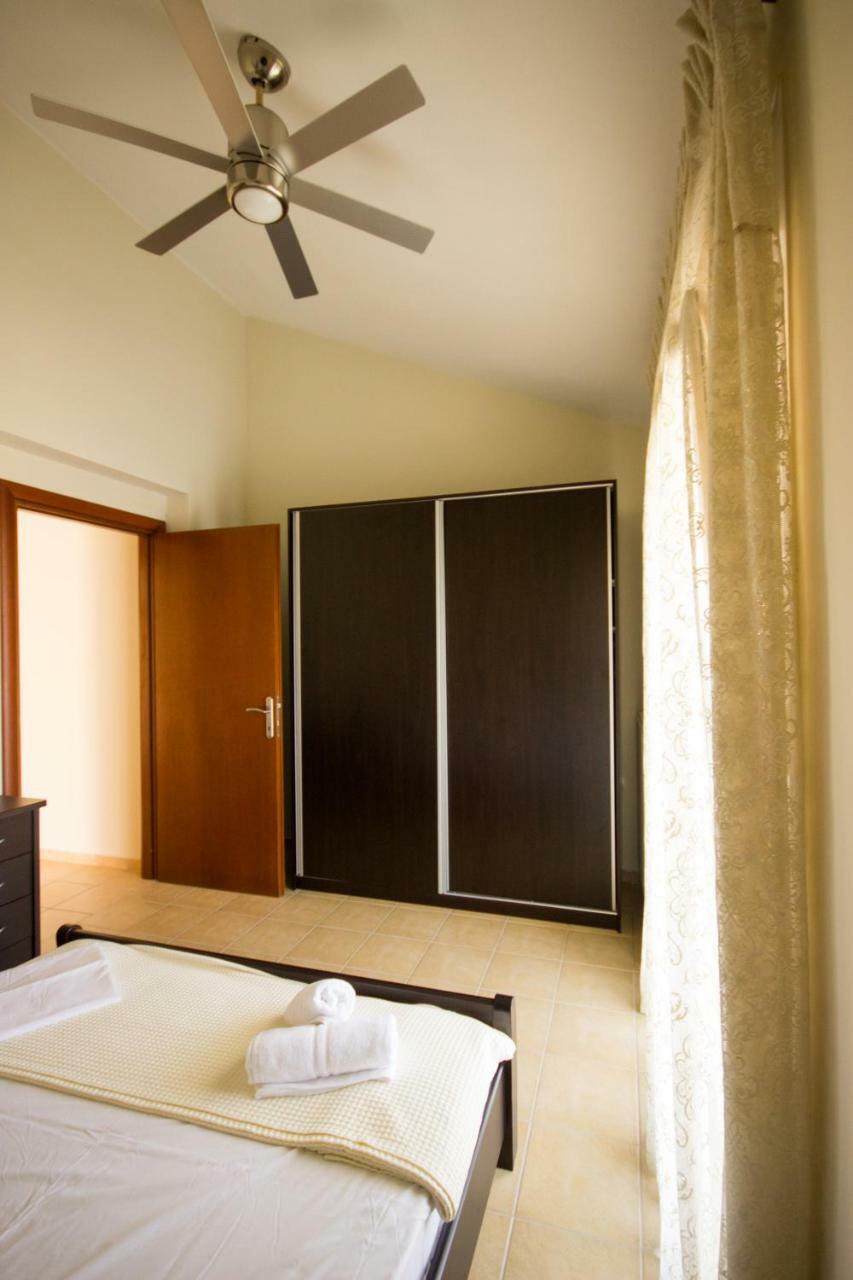 Angel Luxury Apartments 케라모티 외부 사진