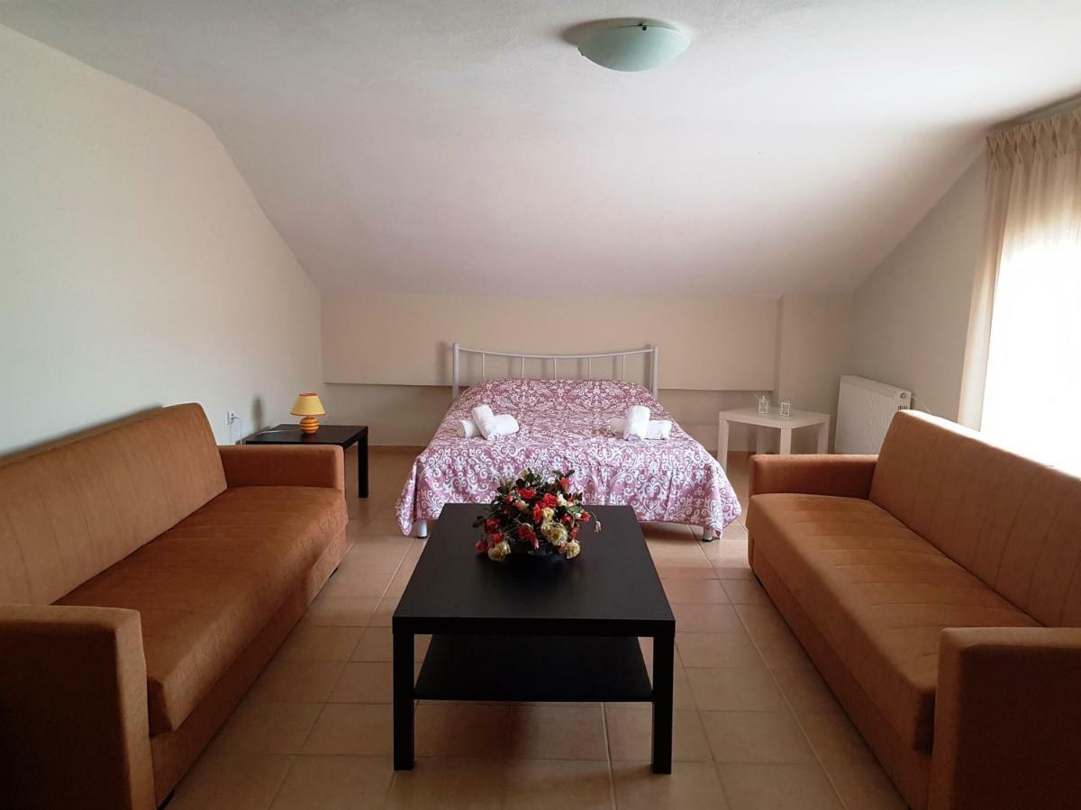 Angel Luxury Apartments 케라모티 외부 사진