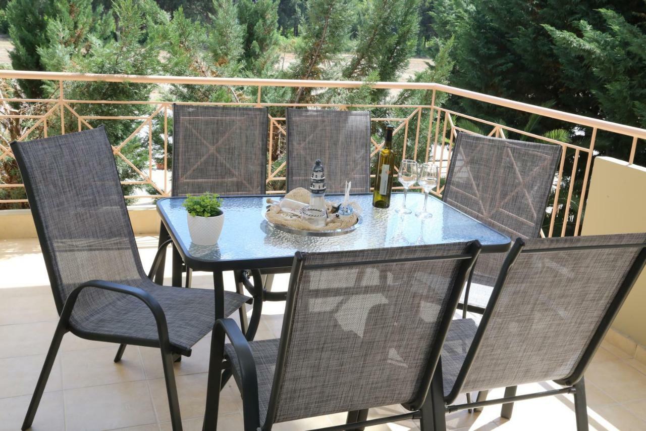 Angel Luxury Apartments 케라모티 외부 사진